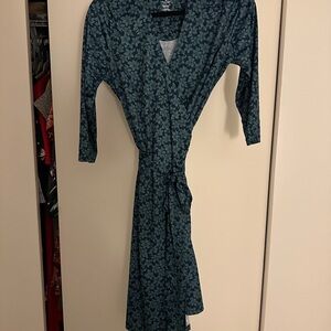 Reyn Spooner Wrap Floral Dress - MEDIUM